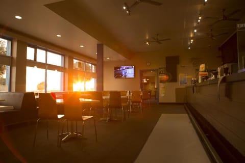 Beach Hotel Hotel in Burnie