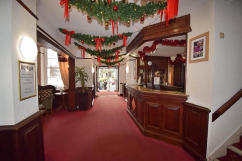 Riviera Hotel Hotel in Torquay