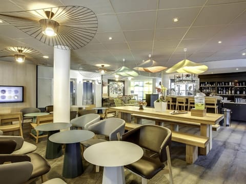 Bar/lounge