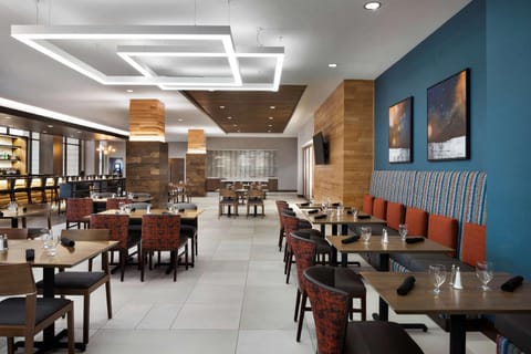 Hilton Garden Inn Milwaukee Brookfield Conference Center Hotel in Brookfield