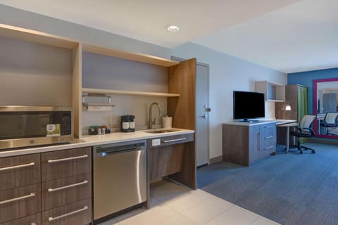 Home2 Suites by Hilton Williston Burlington Hotel in Williston