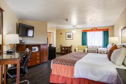 Sandia Peak Inn Old Town ABQ, a Howard Johnson by Wyndham Motel in Albuquerque