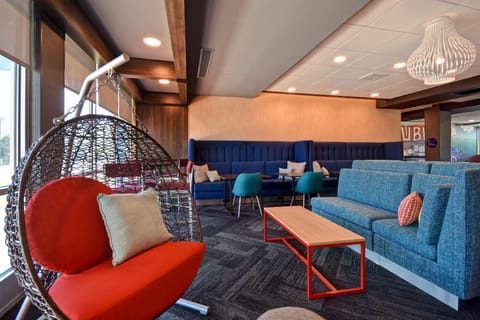 Tru by Hilton Auburn Hotel in Auburn