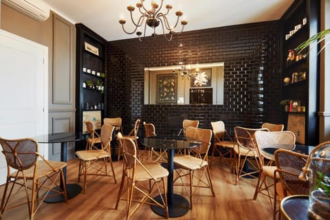 Bar/lounge