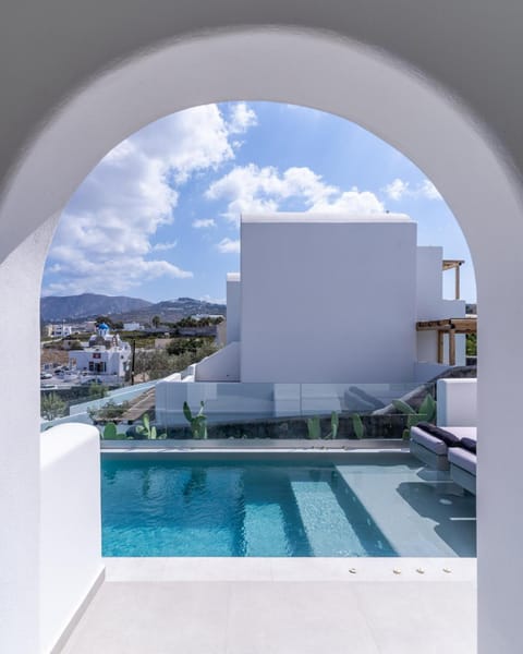 Altera Pars Suites Hotel in Mesaria