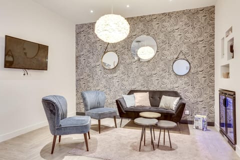 Hotel Courseine Hotel in Courbevoie