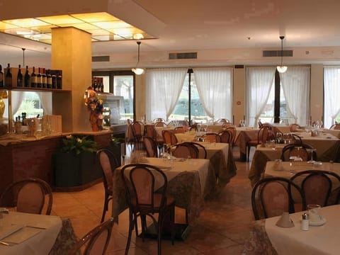 Hotel Porto Azzurro Hotel in Sirmione