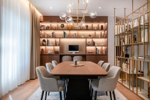 Bar/lounge