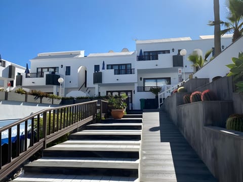 Apartamentos Plaza Azul Apartment hotel in Puerto del Carmen