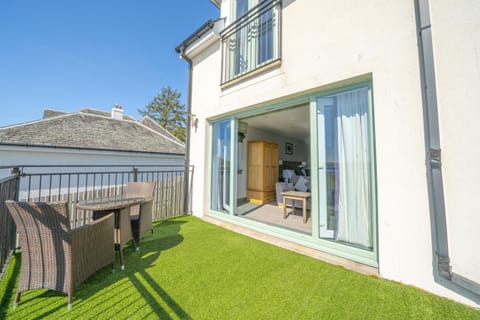 Oak Tree Inn Inn in Scotland