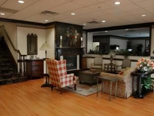 Comfort Inn & Suites Calhoun South Hotel in Calhoun