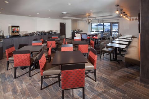 Red Lion Ridgewater Inn and Suites Polson Hotel in Polson