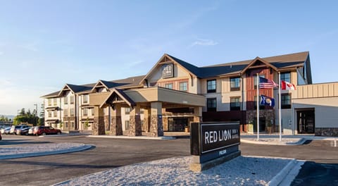 Red Lion Ridgewater Inn and Suites Polson Hotel in Polson