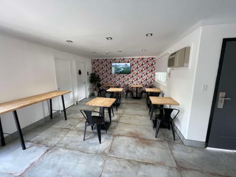 The Midtowner Hotel, SureStay Collection by Best Western Motel in Sacramento