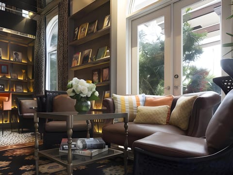 The Crescent Hotel Beverly Hills Hotel in Beverly Hills