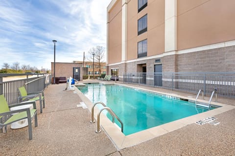 Comfort Suites DFW N/Grapevine Hotel in Grapevine