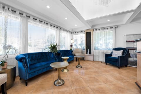 The Millwood Motel in Millbrae