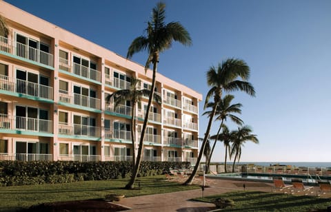 Wyndham Sea Gardens Hotel in Pompano Beach