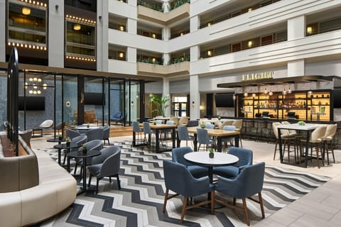 Sheraton Suites Chicago O'Hare Hotel in Rosemont