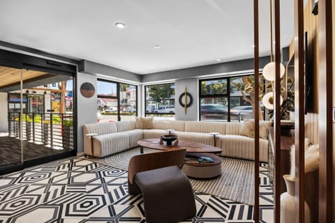 Infinity Hotel San Francisco, Tapestry Collection by Hilton Hotel in San Francisco