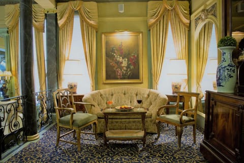 Hotel Majestic Hotel in Western Addition