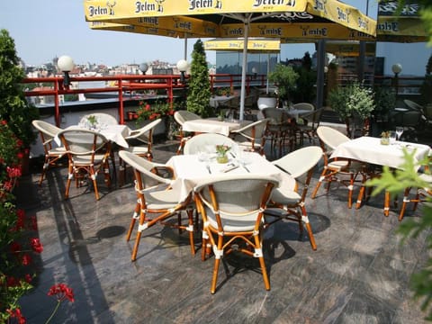 Hotel Slavija Garni Hotel in Belgrade