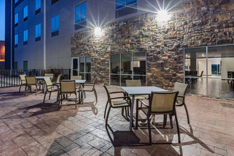 La Quinta Inn & Suites by Wyndham Jackson/Cape Girardeau Hotel in Cape Girardeau