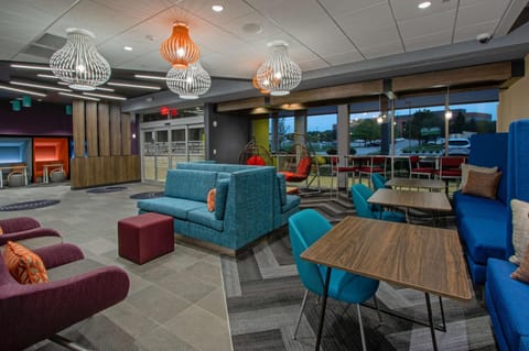 Tru by Hilton Columbus Airport Hotel in Northeast Columbus