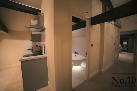 No.10 Preston Hotel in Preston