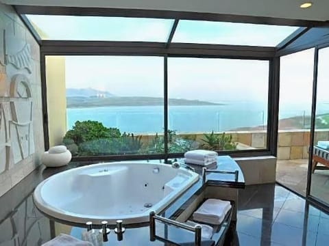 African Pride Arabella Hotel & Spa Hotel in Western Cape