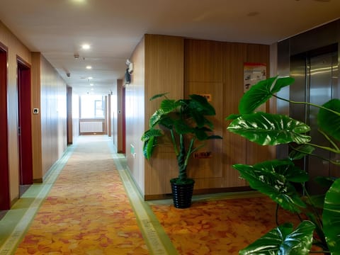 GreenTree Inn Tianjin WuQing YonGYAng (W) Road Renmin Hospital Express Hotel Hotel in Tianjin