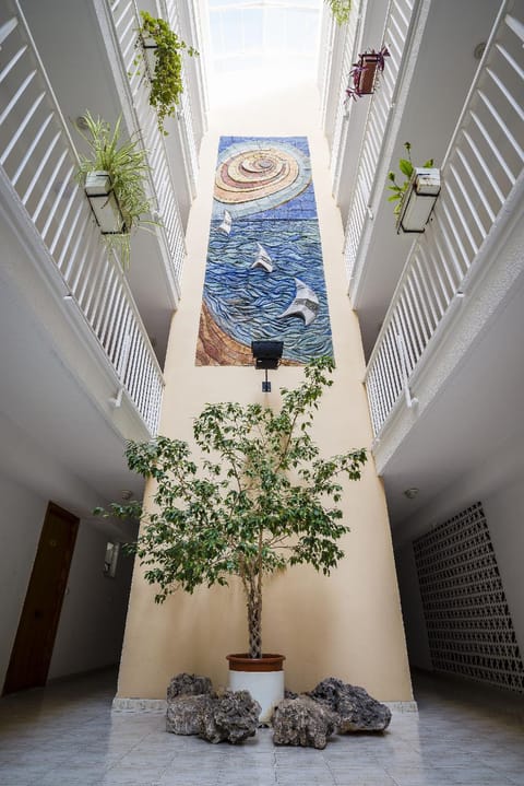 Apartamentos Avenida Hotel in Benidorm