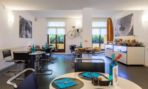 Hotel Santoni Hotel in Nago–Torbole