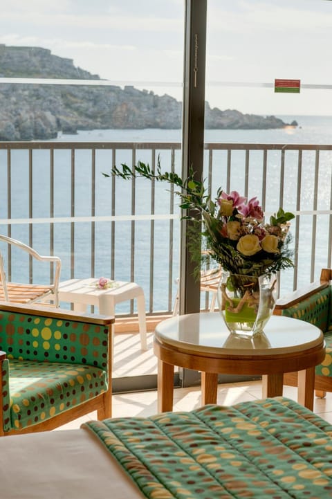 Paradise Bay Hotel Hotel in Malta