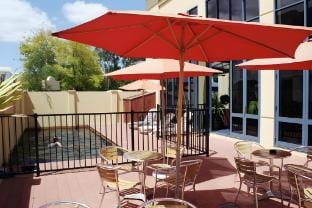 Ventura Inn & Suites Hamilton Hotel in Hamilton