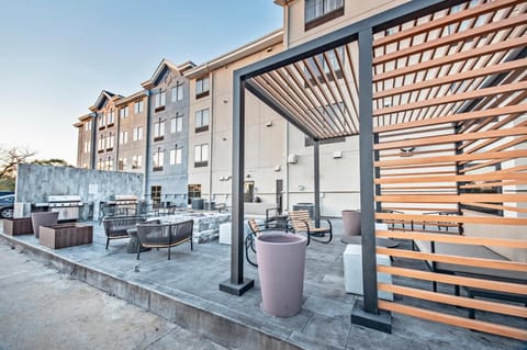 Staybridge Suites Cedar Rapids North by IHG Hotel in Cedar Rapids