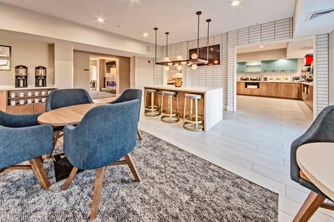 Staybridge Suites Cedar Rapids North by IHG Hotel in Cedar Rapids