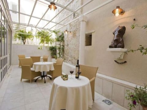 Hotel Croatia Hotel in Baška Voda