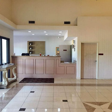Quality Suites Abilene Mall Area Hotel in Abilene