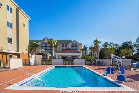 Candlewood Suites Pensacola - University Area By IHG Hotel in Pensacola