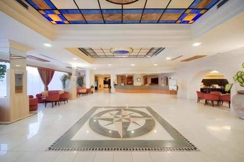 Topaz Hotel Hotel in Saint Paul's Bay