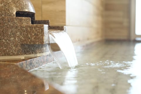 Hot spring bath