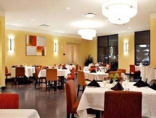 Wyndham New Orleans Airport & Conference Center Hotel in Kenner