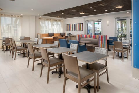 Holiday Inn Express Jacksonville Beach By IHG Hotel in Jacksonville Beach