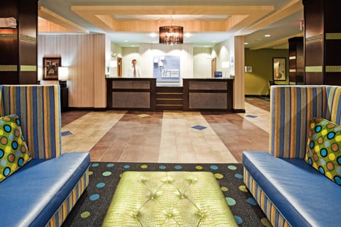 Holiday Inn Express Hotel & Suites Salem By IHG Hotel in Salem