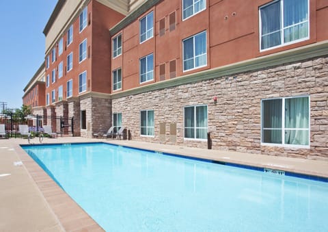 Holiday Inn & Suites Oakland - Airport by IHG Hotel in San Leandro