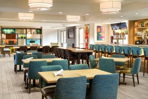 Holiday Inn & Suites Oakland - Airport by IHG Hotel in San Leandro