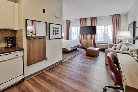 Staybridge Suites - Albuquerque Airport By IHG Hotel in Albuquerque