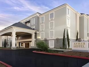 Ayres Hotel Fountain Valley Hotel in Fountain Valley