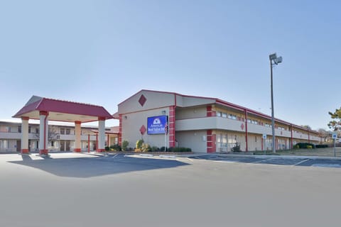 Econo Lodge Oklahoma City Northeast Hotel in Oklahoma City